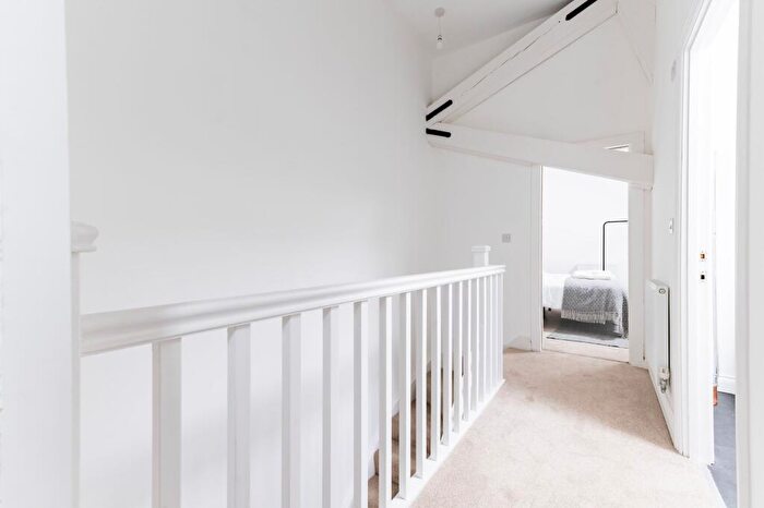 2 Bedroom Apartment To Rent In Chapters, Park Lane, NR2