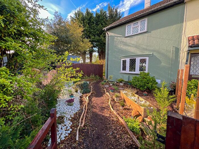 2 Bedroom End Terrace House For Sale In Hungerford Gardens, Bristol, BS4