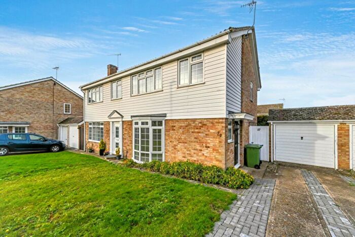 3 Bedroom Semi-Detached House To Rent In Blenheim Avenue, Faversham, ME13