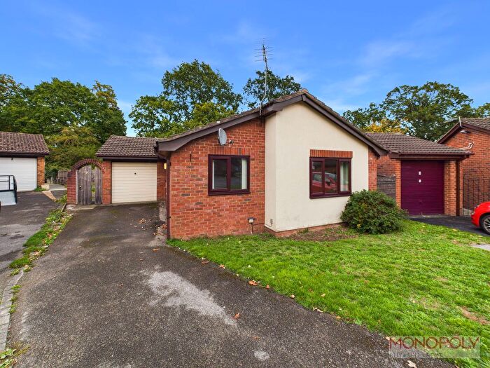 3 Bedroom Detached Bungalow For Sale In Kings Oak Court, Wrexham, LL13