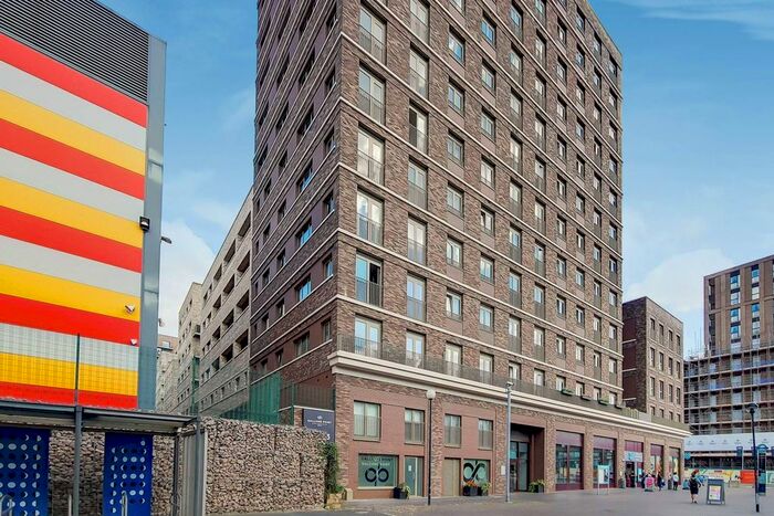 2 Bedroom Flat To Rent In Galley House, Gallions Reach, London, E16