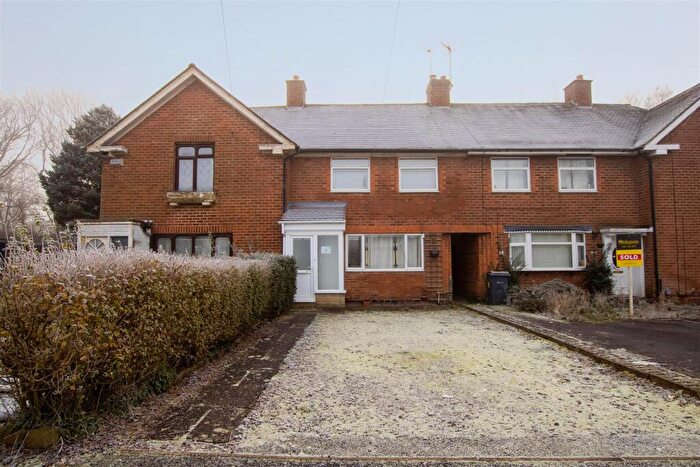4 Bedroom House To Rent In Nately Grove, Birmingham, West Midlands, B29