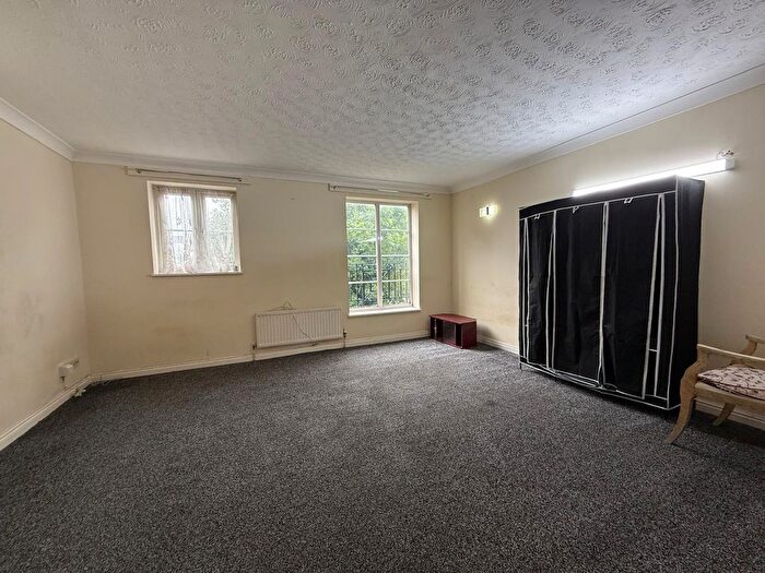 4 Bedroom Terraced House To Rent In London, E6