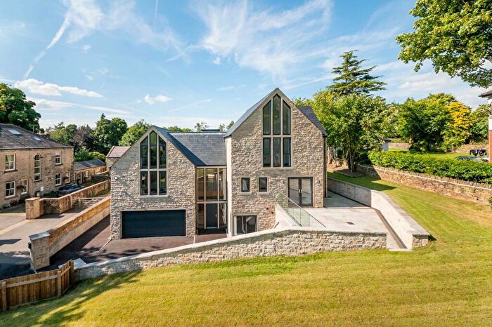 5 Bedroom Detached House For Sale In Sycamore Bank, Butterley Lane, New Mill, HD9