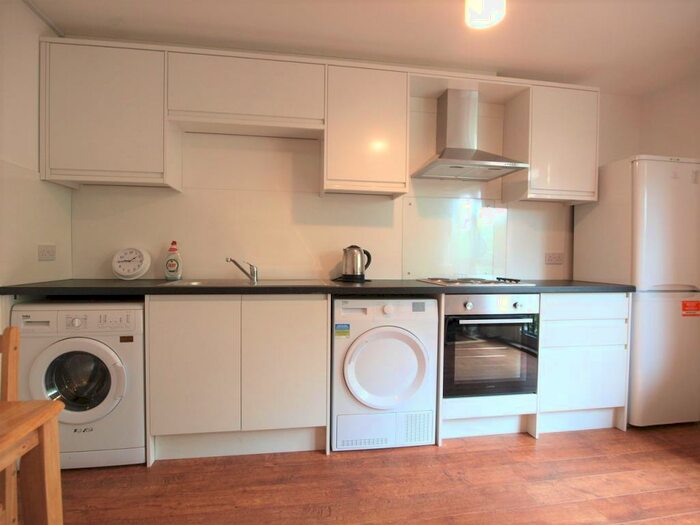 4 Bedroom Flat To Rent In Trimdon Court, Plender Street, Camden, NW1