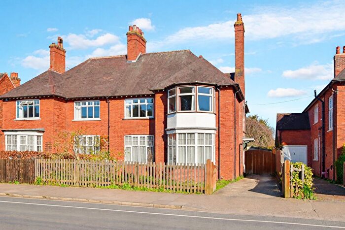 4 Bedroom Semi Detached House For Sale In Queensway, Lincoln, LN2