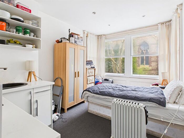 Studio For Sale In Brunswick Place, Hove, Brighton, BN3