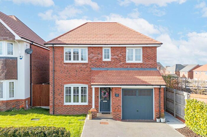 4 Bedroom Detached House For Sale In Bryn Twr, Rhuddlan, LL18