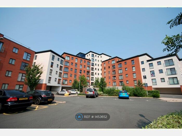 2 Bedroom Flat To Rent In Camp Street, Salford, M7