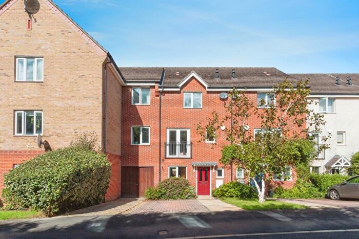 4 Bedroom Terraced House For Sale In Skippetts Gardens, Basingstoke, Hampshire, RG21