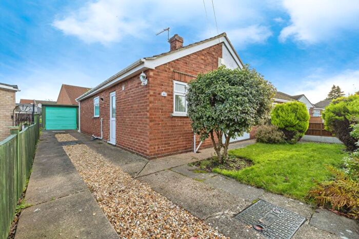 2 Bedroom Bungalow For Sale In St. Hughs Drive, North Hykeham, Lincoln, Lincolnshire, LN6