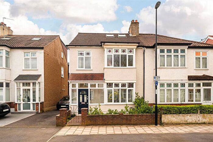 4 Bedroom Property For Sale In Holme Lacey Road, Lee, SE12