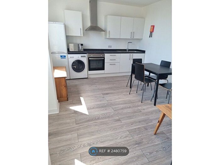 1 Bedroom Flat To Rent In London Road, London, IG11