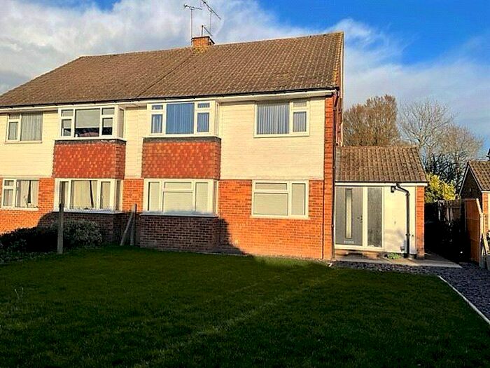 Maisonette To Rent In Sandringham Road, Maidenhead, Berkshire, SL6