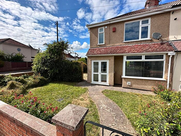3 Bedroom End Of Terrace House To Rent In Jubilee Road, Kingswood, Bristol, BS15
