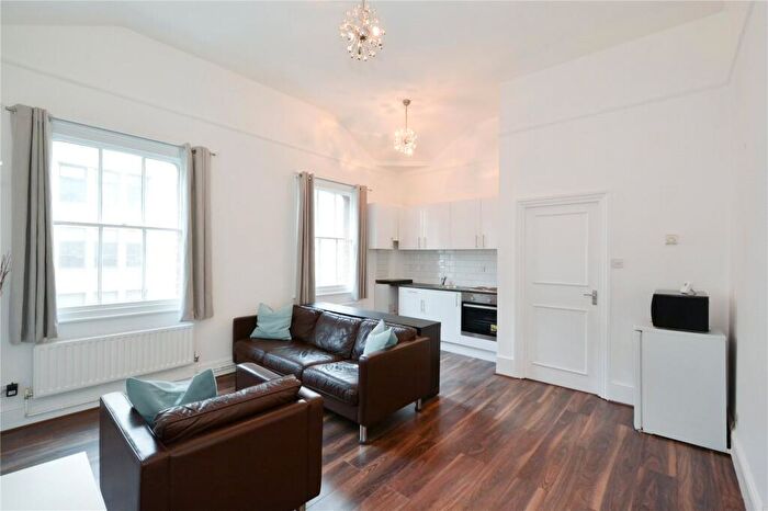 1 Bedroom Apartment To Rent In Commercial Street, Spitalfields, London, E1
