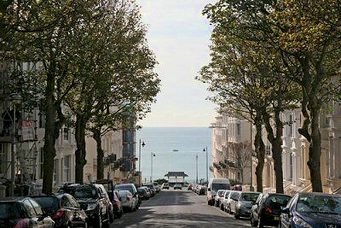 3 Bedroom Flat To Rent In Eaton Place, Brighton, BN2