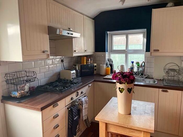 2 Bedroom Cottage To Rent In Castle Street, Whitwick, LE67