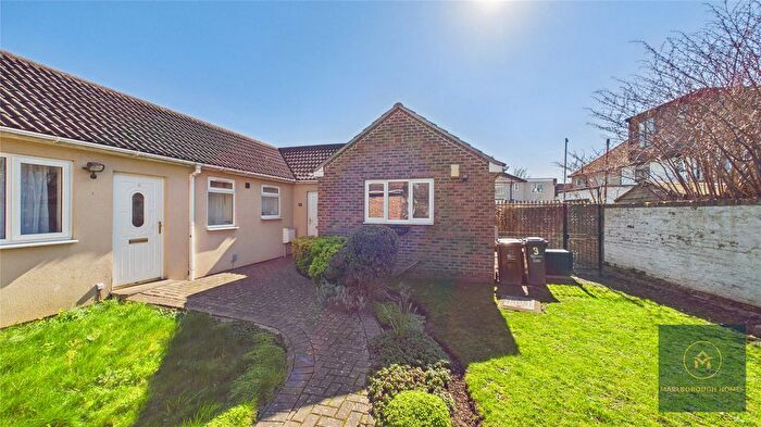 1 Bedroom Property To Rent In Langley Mews, Langley Cresent, Dagenham, RM9