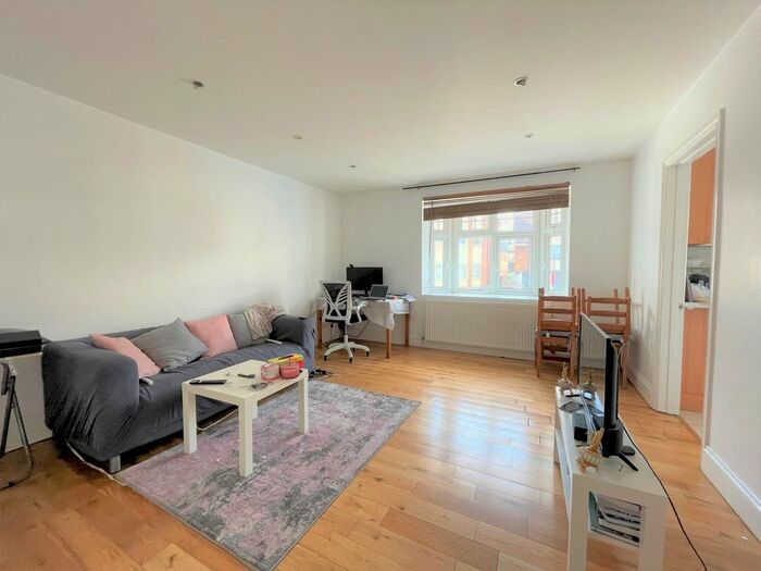 1 Bedroom Flat To Rent In High Street, Barnet, EN5