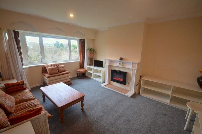 2 Bedroom Flat To Rent In Slaidburn Drive, Accrington, BB5