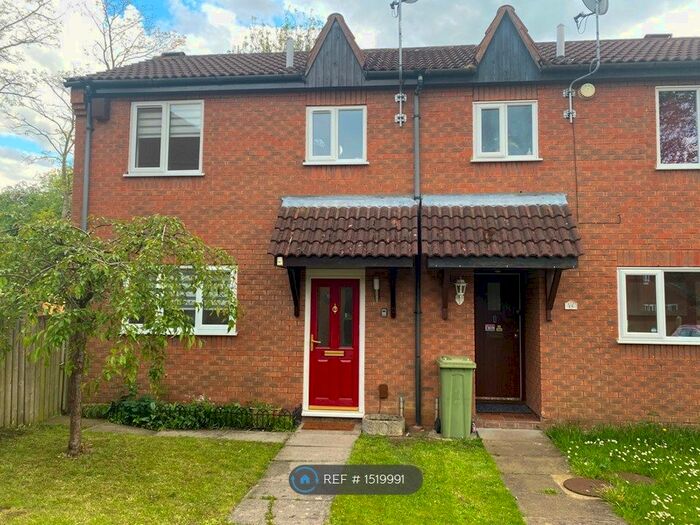 2 Bedroom End Of Terrace House To Rent In Kimbolton Court, Giffard Park, Milton Keynes, MK14