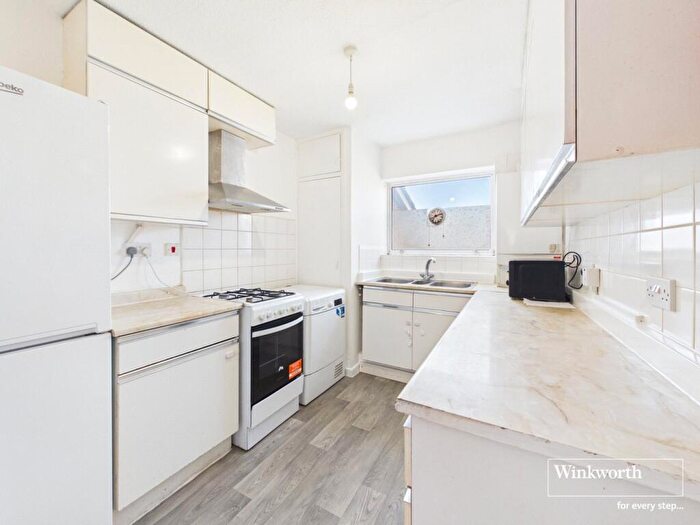 2 Bedroom Apartment To Rent In Kenwood Court, Elmwood Crescent, Kingsbury, NW9