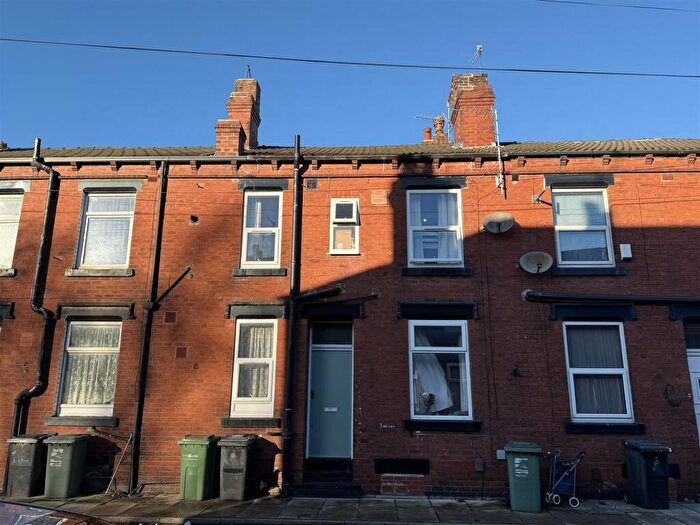 2 Bedroom Terraced House To Rent In Dobson Terrace, Leeds, LS11