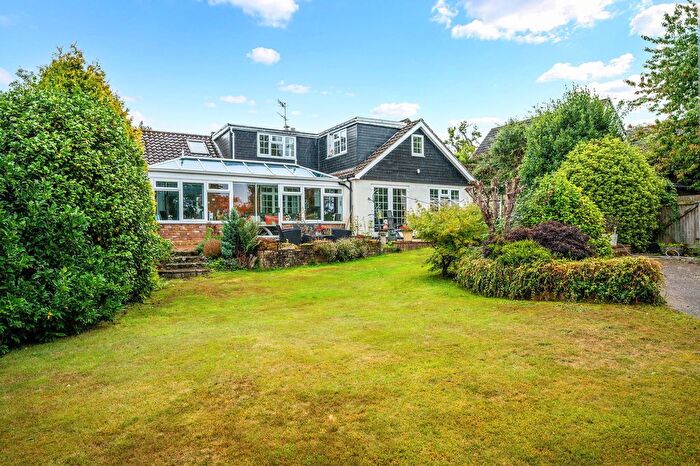 4 Bedroom Detached House For Sale In High Street, Dormansland, Lingfield, RH7