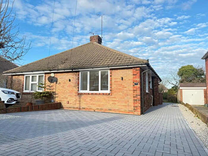 1 Bedroom Semi-Detached Bungalow For Sale In Recently Refurbished To A Show Stopping Standard - No Onward Chain - Taverners Road, ME8