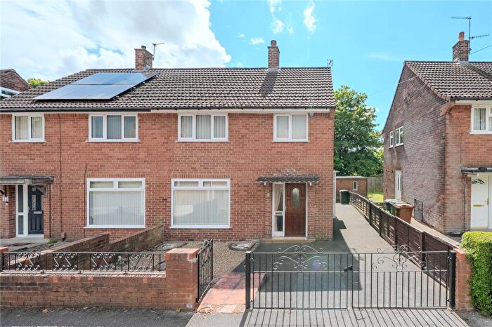 3 Bedroom Semi-Detached House For Sale In Gamble Hill Drive, Leeds, West Yorkshire, LS13