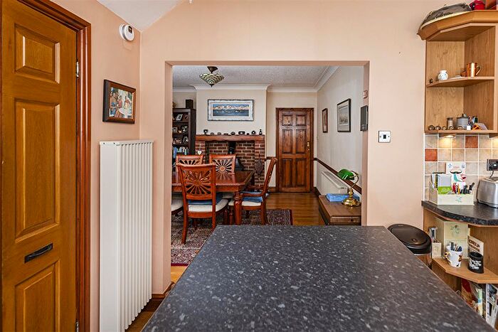 3 Bedroom Detached Bungalow For Sale In Raikes Lane, East Bierley, Bradford, BD4