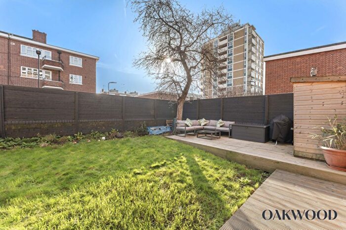 2 Bedroom Flat For Sale In Shakspeare Walk, Shelley House Shakspeare Walk, N16
