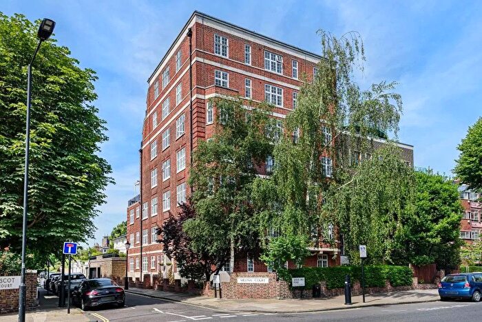 Studio For Sale In Melina Court, Grove End Road, St Johns Wood, NW8