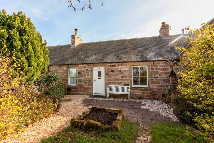 3 Bedroom Cottage For Sale In Beech Terrace, Pencaitland, Tranent, EH34