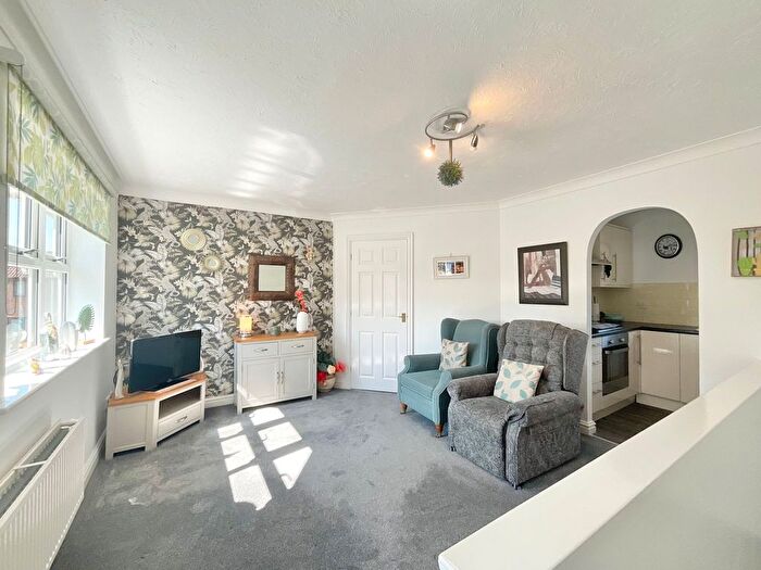 1 Bedroom Flat For Sale In Field Lane, Wistaston, CW2