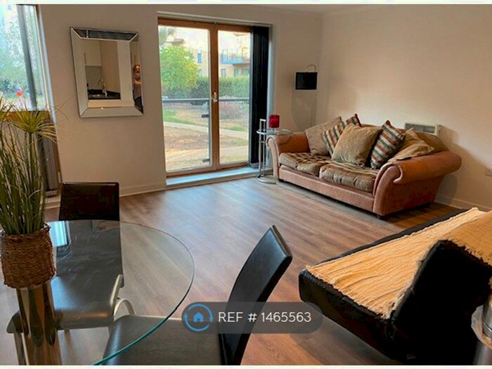 1 Bedroom Flat To Rent In Plough Lane, London, SW19