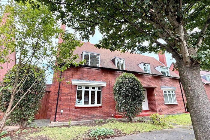 3 Bedroom Semi Detached House For Sale In Shields Road, Whitley Bay, NE25