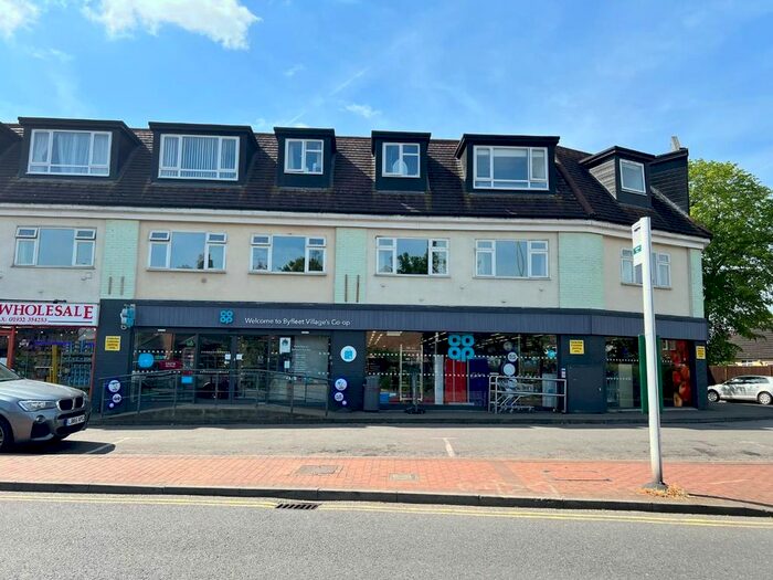 1 Bedroom Property To Rent In Brewery Lane, Byfleet, West Byfleet, KT14