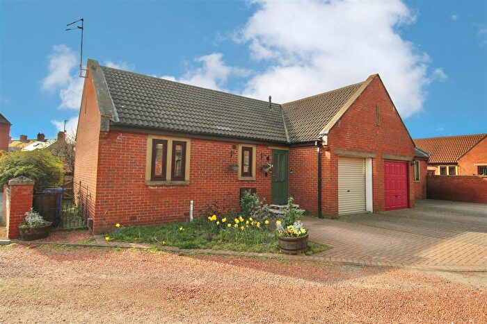 2 Bedroom Semi-Detached Bungalow For Sale In Greenlands Court, Seaton Delaval, NE25