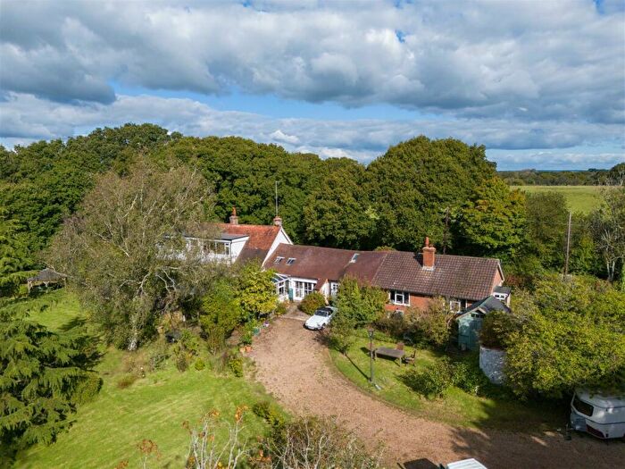 5 Bedroom Detached House For Sale In Hayreed Lane, Wilmington, BN26