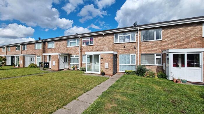2 Bedroom Maisonette For Sale In Alcester Road South, Kings Heath, Birmingham, B14