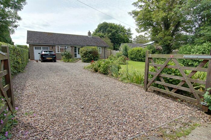 2 Bedroom Detached Bungalow For Sale In School Lane, Aby, Alford, LN13