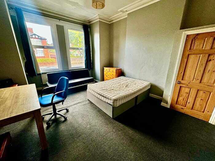 10 Bedroom Detached House To Rent In Norman Road, Manchester, M14