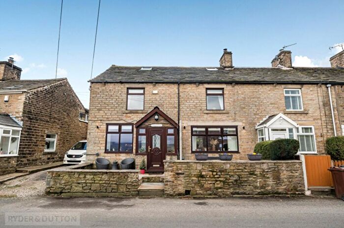 4 Bedroom End Of Terrace House For Sale In Marple Road, Chisworth, Glossop, Derbyshire, SK13