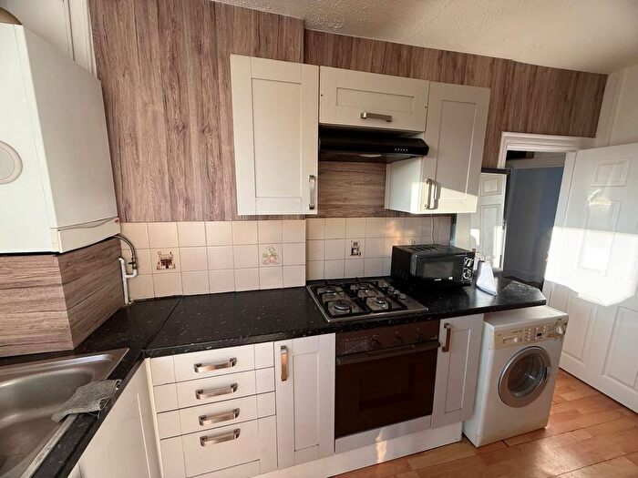 2 Bedroom Flat To Rent In Station Road, Harrow, HA1