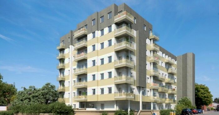 1 Bedroom Flat To Rent In Nova House, Buckingham Gardens, Slough, SL1