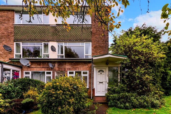 2 Bedroom Flat To Rent In Great North Road, New Barnet, Barnet, EN5