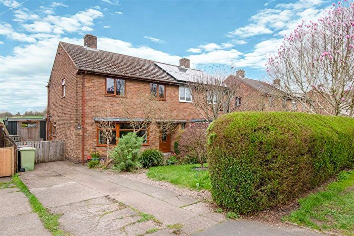 3 Bedroom Semi Detached House For Sale In Birkinstyle Lane, Stonebroom, Alfreton, DE55