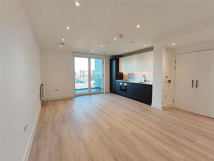 Studio To Rent In Monterrey House, The Verdean, London, W3
